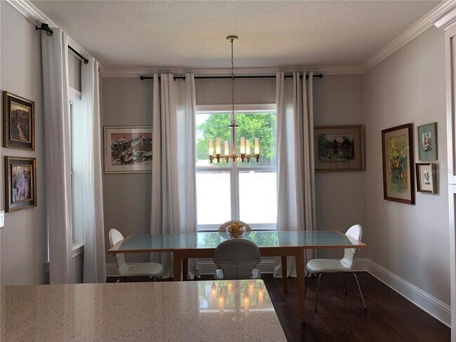 Building Photo - 4019 W El Prado Blvd