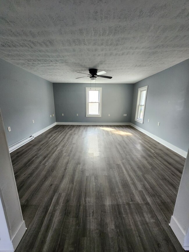 Building Photo - 2939 Zimmerman Rd