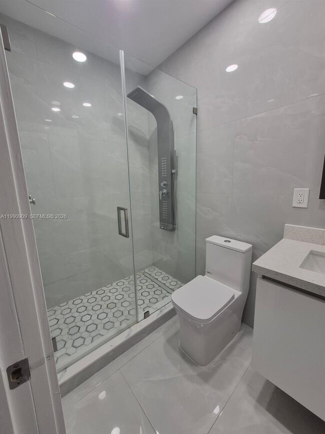 Building Photo - 1140 SW 153rd Terrace