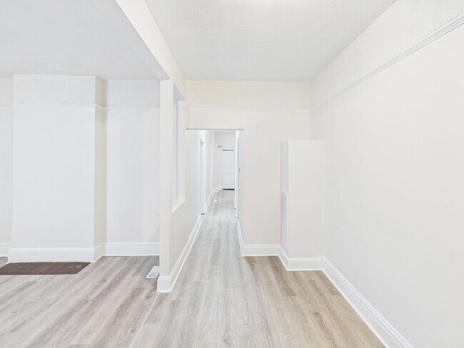 Building Photo - 1917 Boston Ave