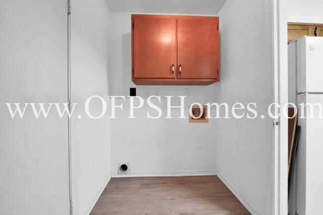 Building Photo - 2 bed Townhome in Fort Walton Beach