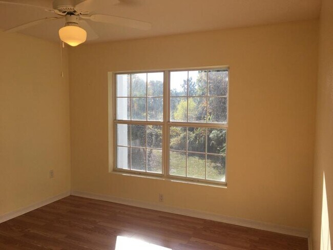 Building Photo - 4270 Calinda Ln