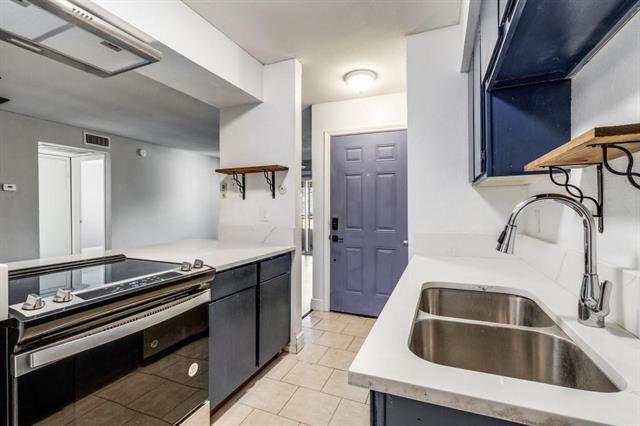 Building Photo - 8110 Skillman St