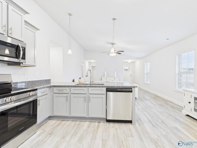 Building Photo - 15251 Lapwing Cv