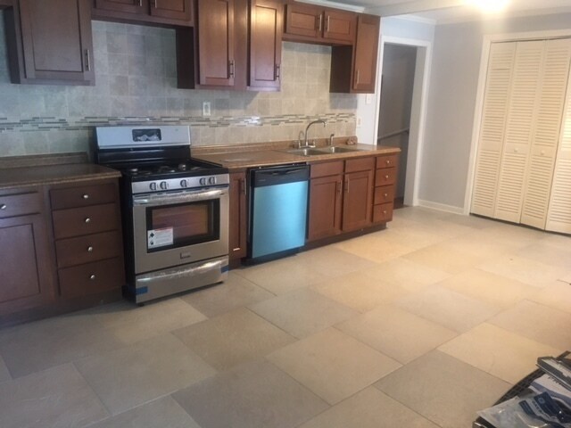 Building Photo - 3/2 Large Bonus Room