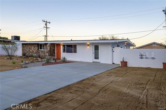 Building Photo - 22470 Fawnridge Dr