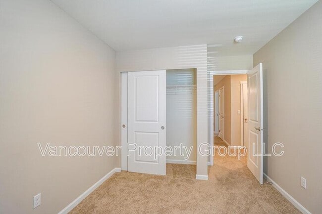 Building Photo - 15224 NE 70th St