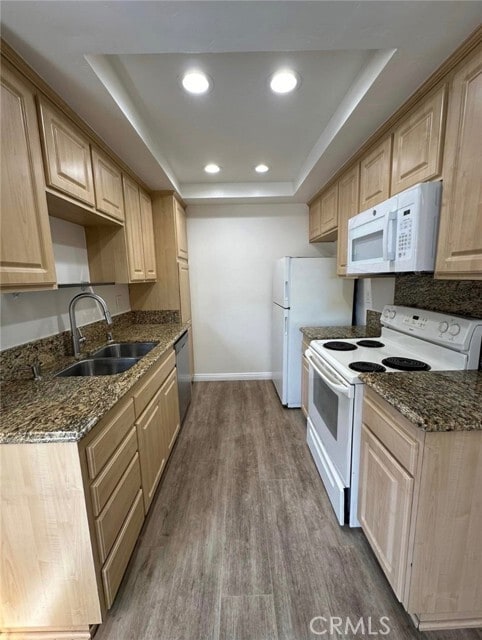 Building Photo - 139 S Poplar Ave