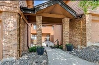 Building Photo - 5555 E Briarwood Ave