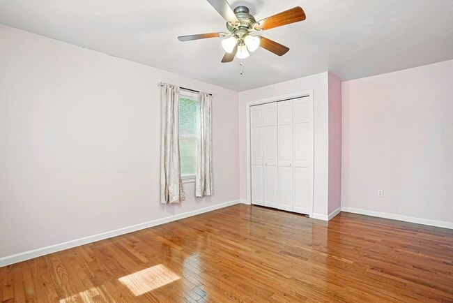 Building Photo - 43 Trowbridge Ln