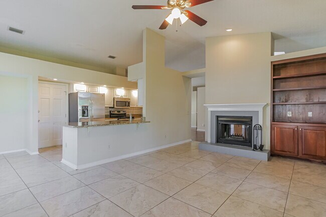 Building Photo - 105 Harbour Island Ct