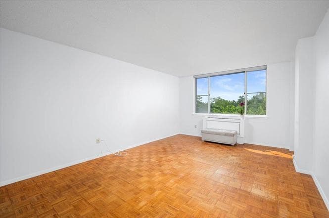 Building Photo - 1270 North Ave