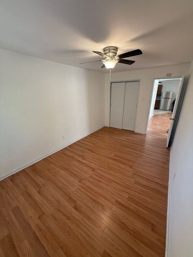 Building Photo - 6720 Rising Sun Ave