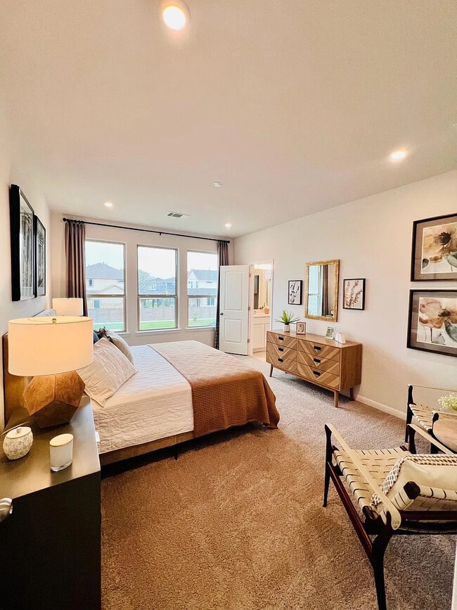 Building Photo - Room in Townhome on Cowbird Path