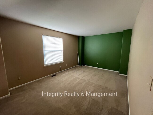 Building Photo - 9262 Melborne Ct