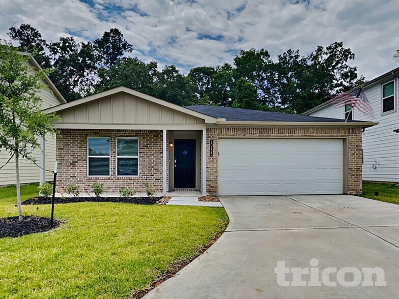 Building Photo - 10126 Cerritos dr