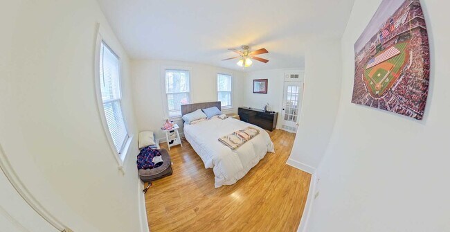 Building Photo - 3D Tour Available - Hot Tub + Fenced-In Yard + Washer & Dryer Included! Available July 3rd!