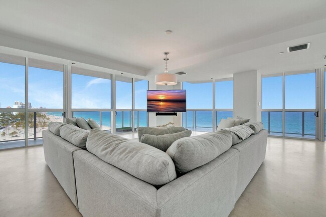 Primary Photo - 1200 Holiday Dr