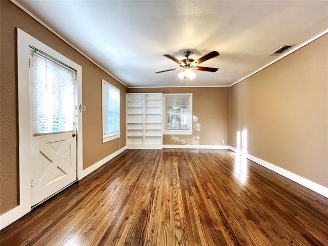 Building Photo - 718 Coit St