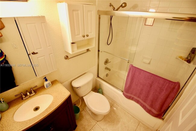 Building Photo - 2501 S Ocean Dr