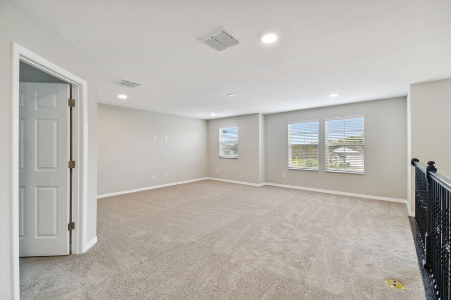 Building Photo - 38190 Shale Stone Ct