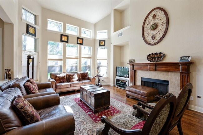 Building Photo - 3808 Avery Woods Ln