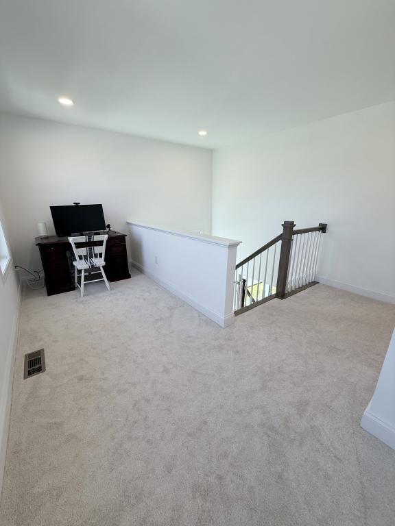 Building Photo - 3074 Summer Porch Ave