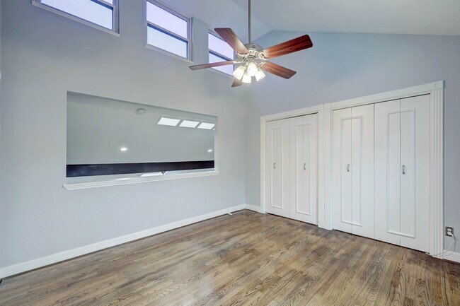 Building Photo - 3307 Chris Dr