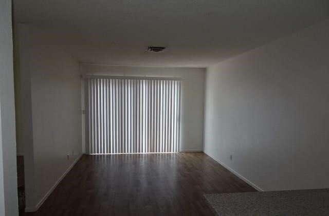 Building Photo - 4232 Larkwood Ave