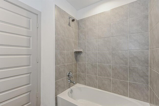 Building Photo - 1522 Truckee River Dr