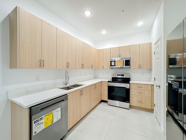 Building Photo - 1711 Barton Towne Cir