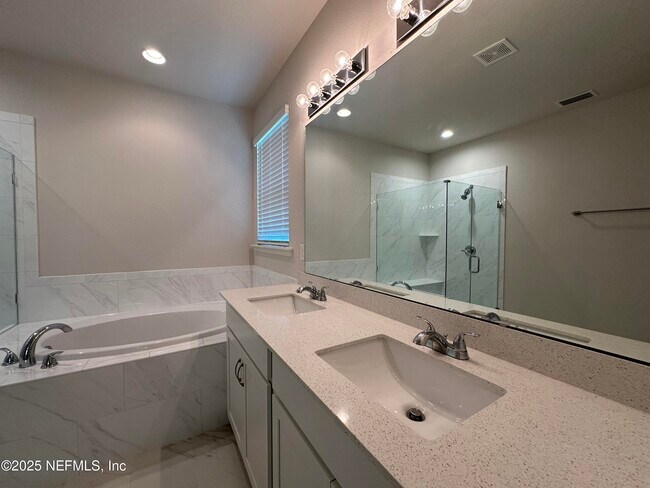Building Photo - 282 Little Bear Run
