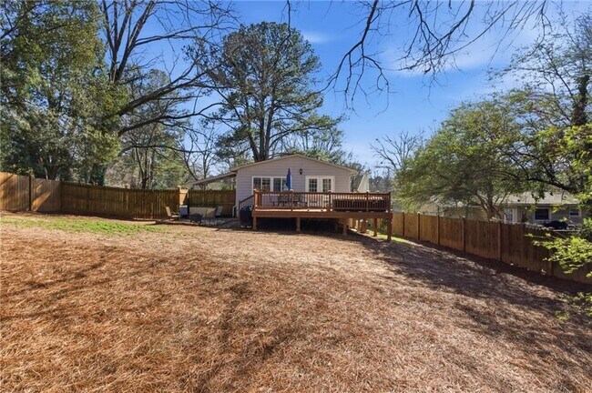 Building Photo - 3112 Dove Way
