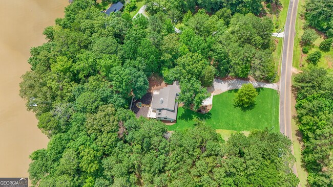 Building Photo - 212 Southland Dr