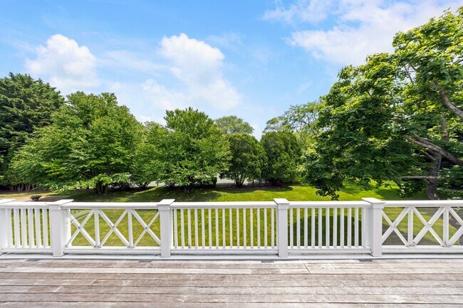 Building Photo - 154 Captains Neck Ln