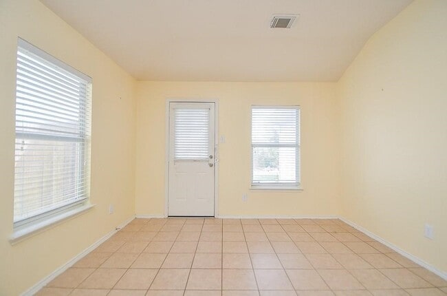 Building Photo - 7306 Cypress Pr Dr