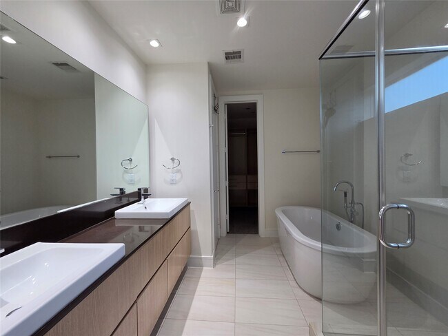 Building Photo - 5403 Tocayo Pl
