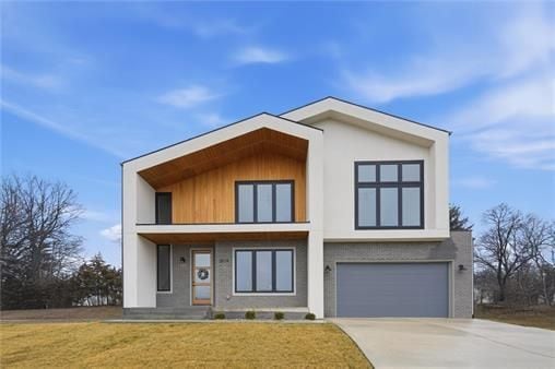 Building Photo - 2614 NW 84th Terrace