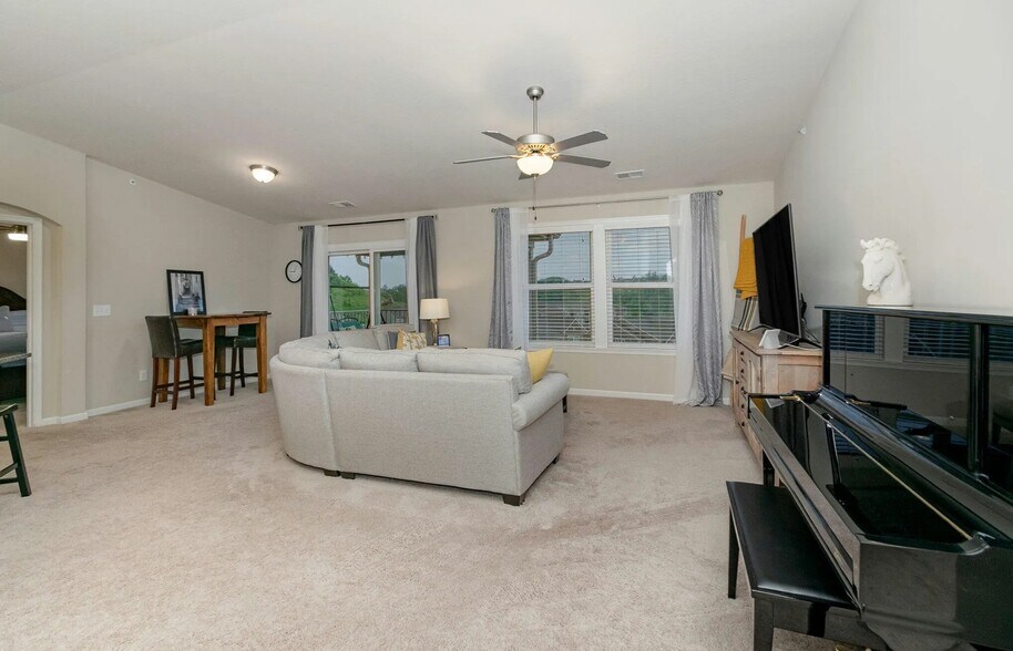 Building Photo - 7479 Flintshire Dr