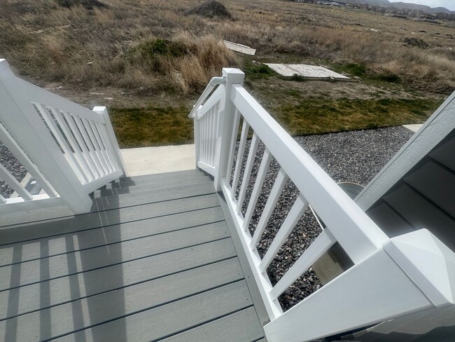 Building Photo - Beautiful Lehi Townhome for rent!