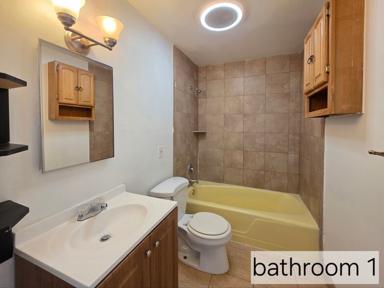 Building Photo - 2841 S 700 E