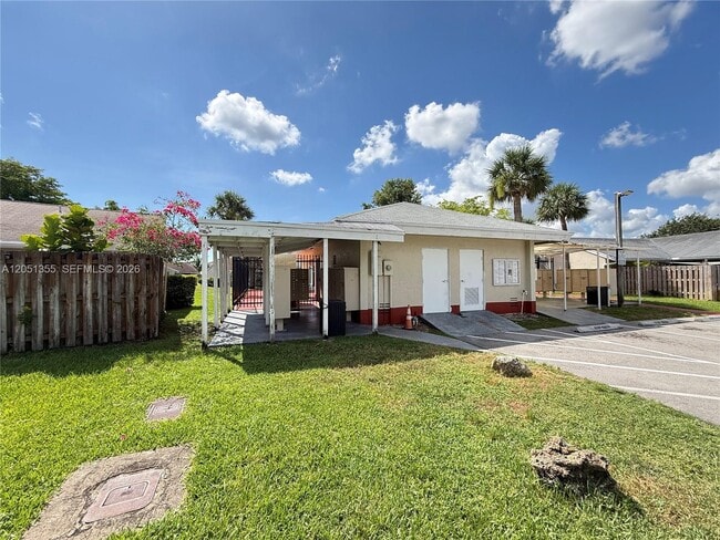 Building Photo - 21393 NE 8th Ct
