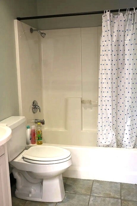 Building Photo - 7025 California Ave SW