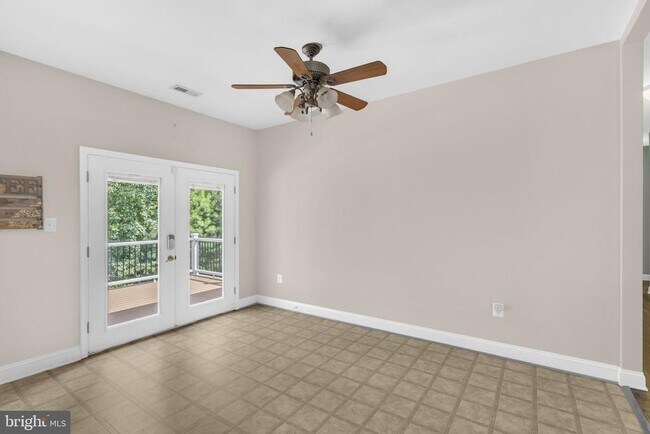 Building Photo - 11489 Lynx Dr