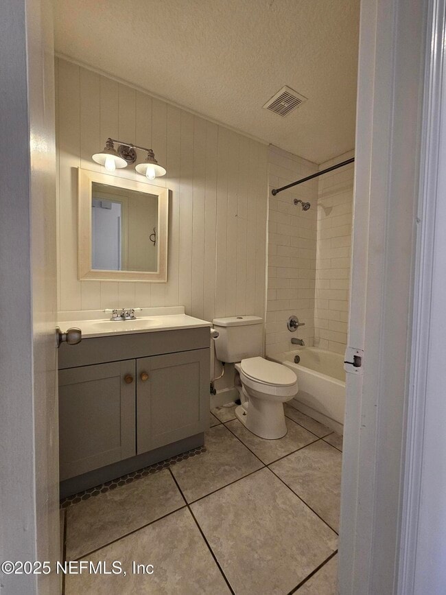 Building Photo - 1107 Sea Hawk Dr