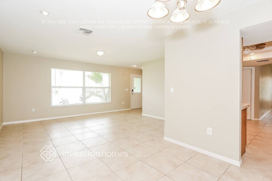 Building Photo - 26055 Ocelot Ln