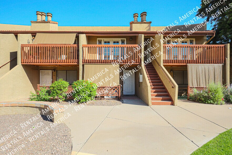 Primary Photo - 14203 N 19th Ave