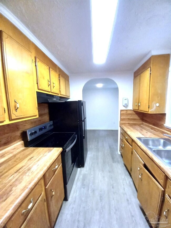 Building Photo - 113 Berkley Dr