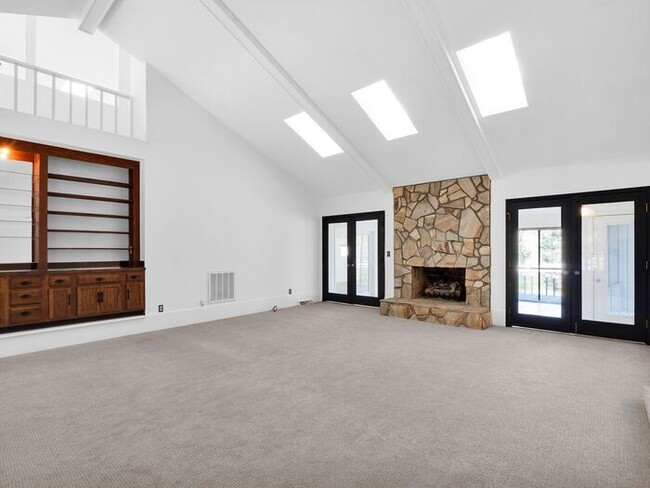 Building Photo - Spacious 4-Bedroom Mint Hill Retreat with Fireplace, 2-Car Garage & 3,600+ Sq Ft