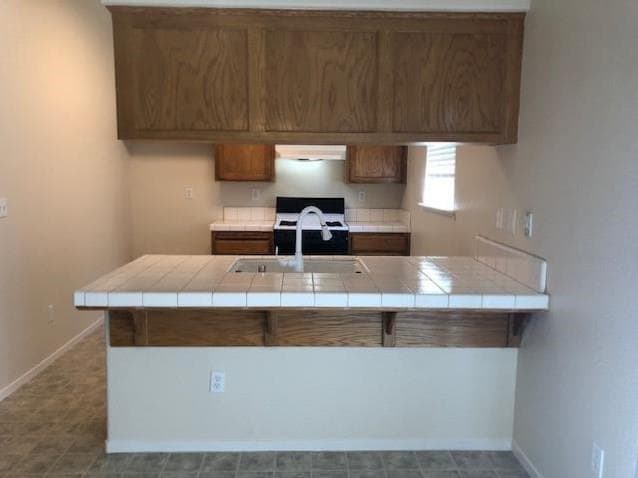 Building Photo - 932 Alpen Dr